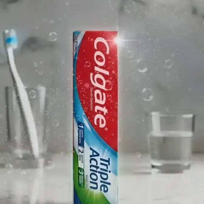 Pasta dental (Colgate Triple Acción)'s photo #1